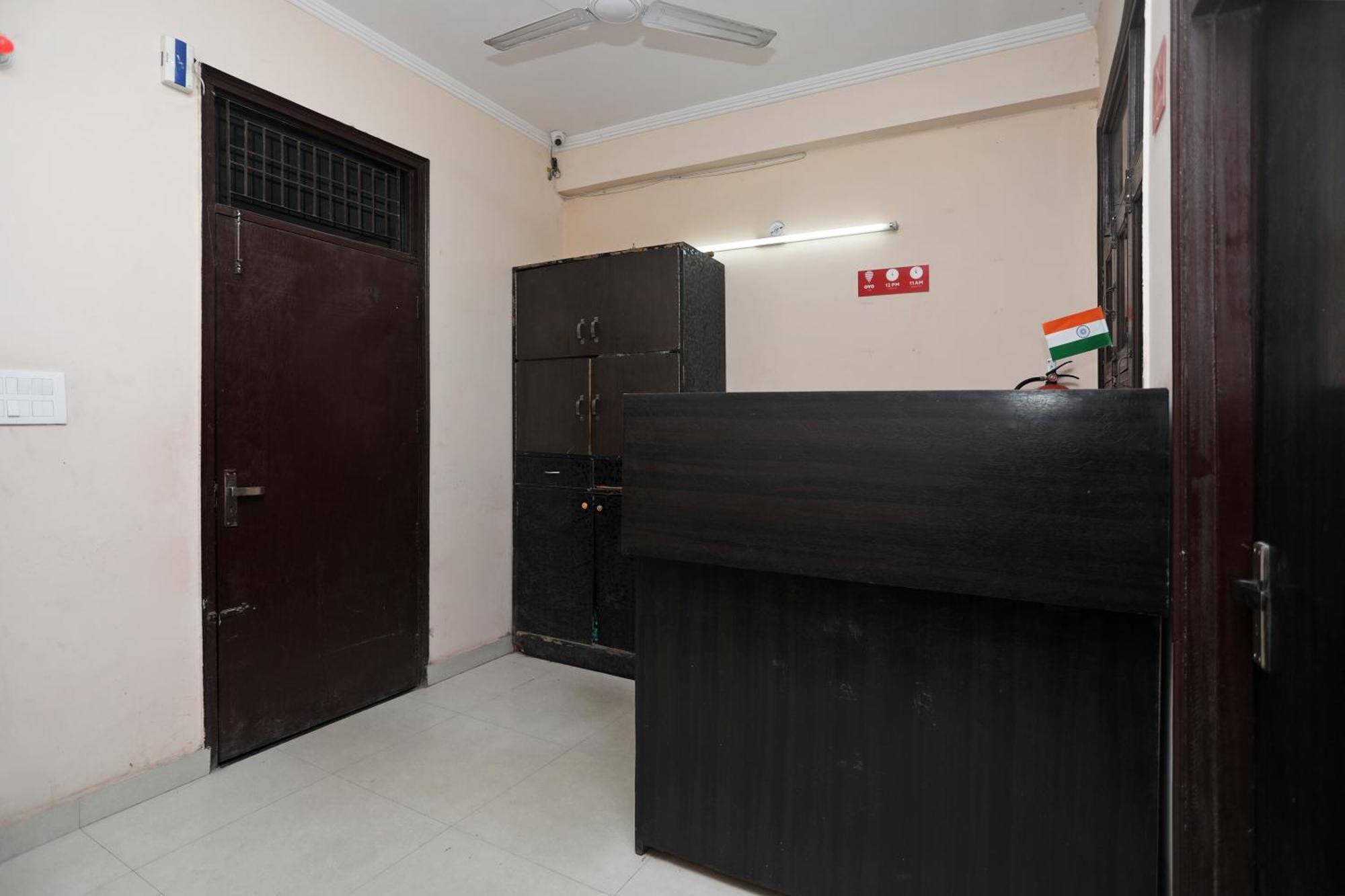 Hotel O Rn 32 Indirapuram Экстерьер фото