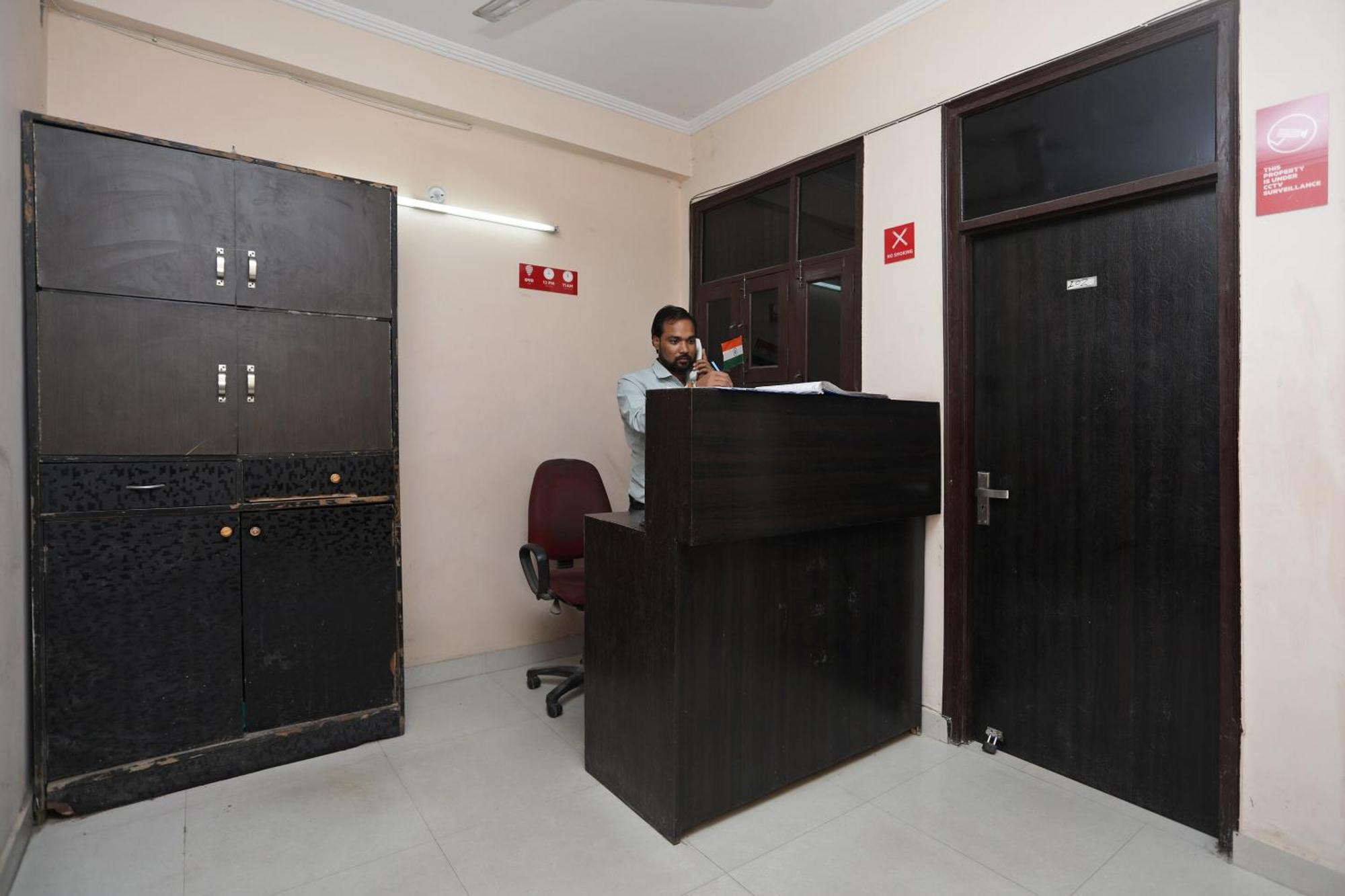 Hotel O Rn 32 Indirapuram Экстерьер фото